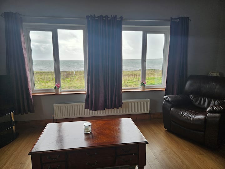 Spacious Belmullet Bungalow - Mayo