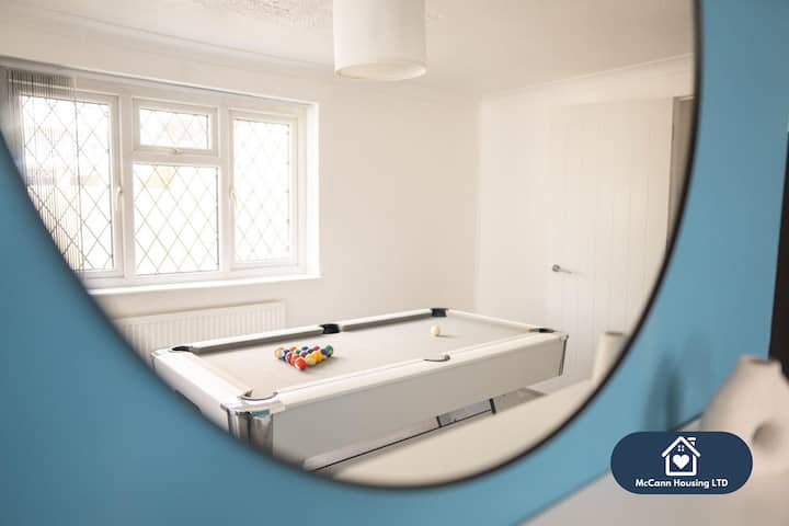 4br House For Contractors | Street Parking & Wifi - Cardiff