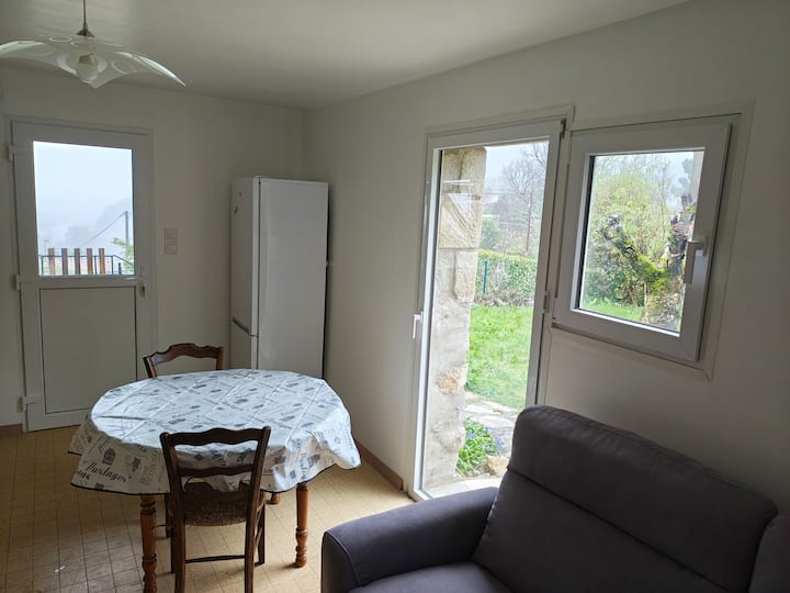 Vubelle
Rez De Villa Avec Jardin. Et Vue - Aubenas