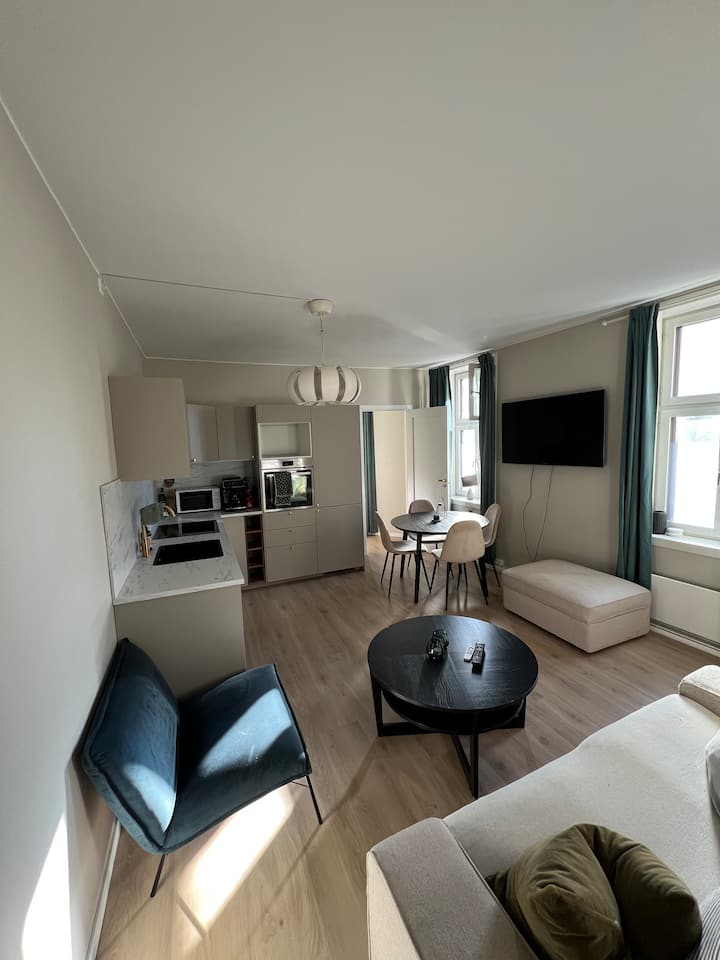Sjarmerende 3-roms I Hjertet Av Grünerløkka - 오슬로