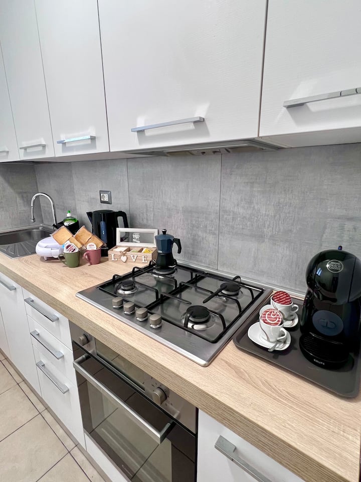 [Lovelyhome] Smart Apt A 10' Dal Centro A/c, Wi-fi - Forli