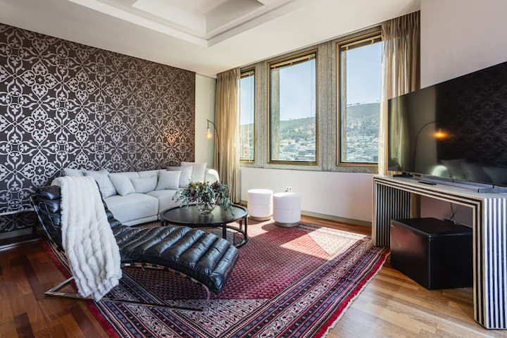 French-inspired 2br Es | Skyline City Living - Camps Bay