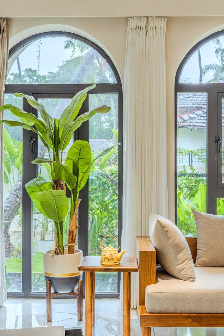 Living room image 3
