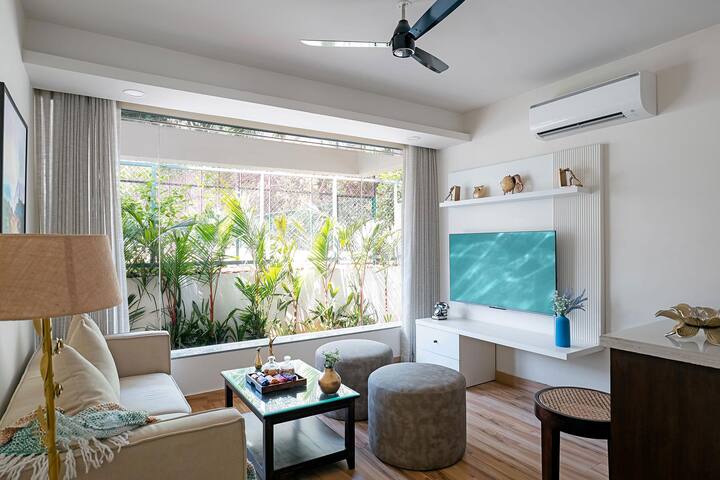Living room image 3
