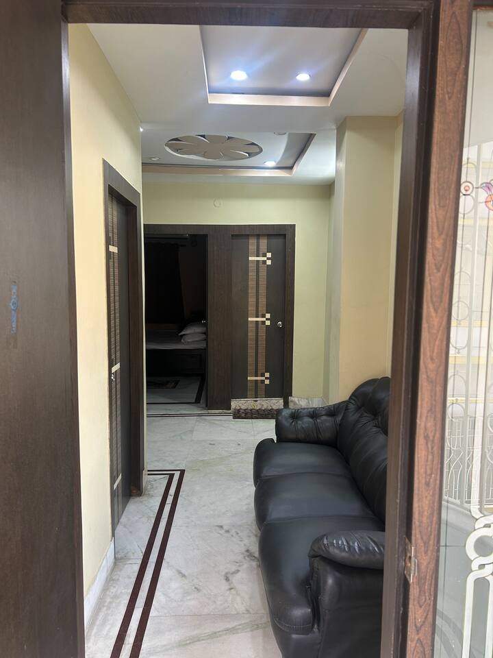 Luxury Villa In The Heart Of City By Mirabella - Kolkata