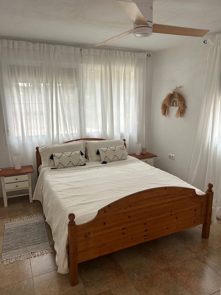 Cosy Guest House, San Andrés Golf,10 Mins To Beach - Chiclana de la Frontera