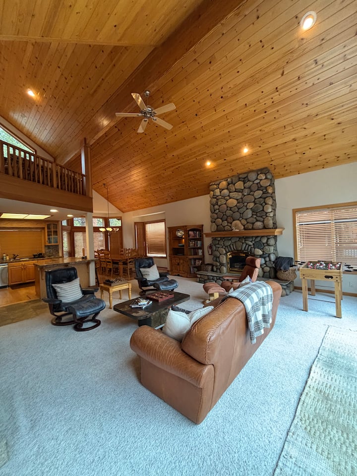 Spend July 4th In Tahoe! Ev Charger, A/c! - Truckee, CA