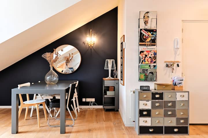 Lumineux & Traversant – Poutre Apparente – Parking - Nantes