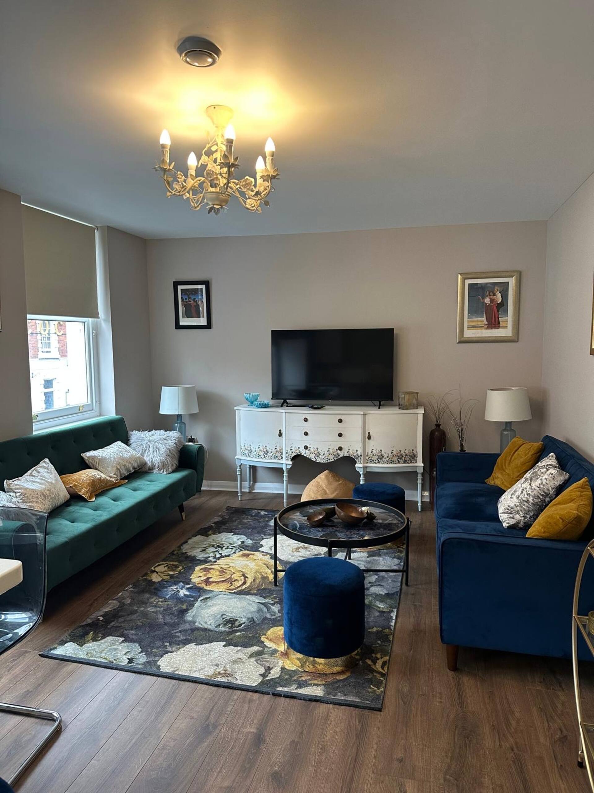 Stony Stratford High Street Luxury Apartment