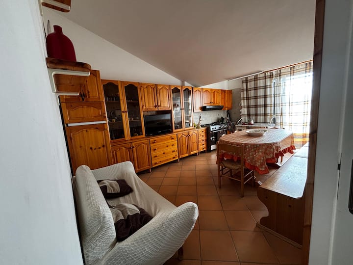 Attico Con Terrazzo Panoramico A 50 Mt Dal Mare - Lago