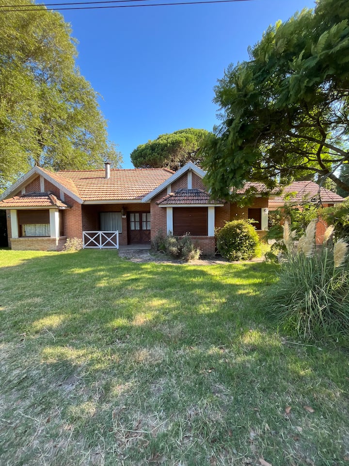 Casa En Pinamar Ideal Para Familias - Pinamar