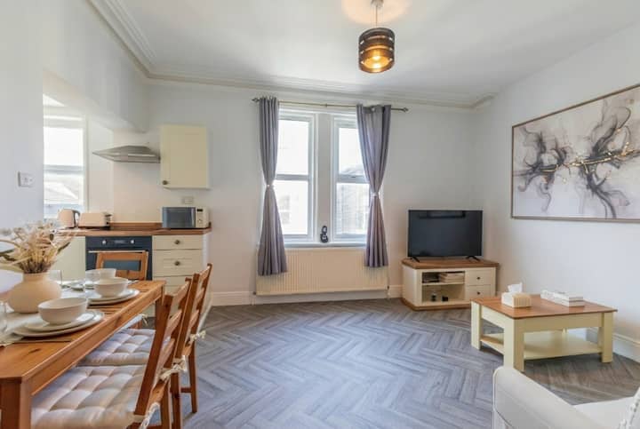 Stylish Seaside Flat - Prime Southsea Location - Isle of Wight