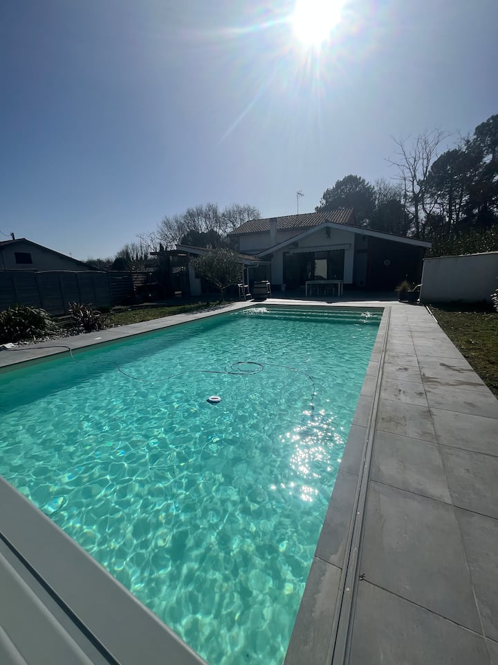 Maison Piscine Chauffée à 10 Minutes Des Plages - Saint-Vincent-de-Tyrosse