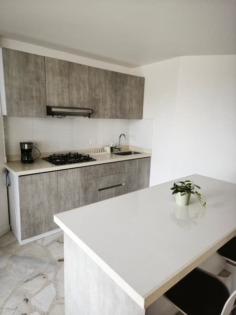 Top Airbnb: Beautiful Apartment - near Imbanaco Clinic in San Fernando Nuevo