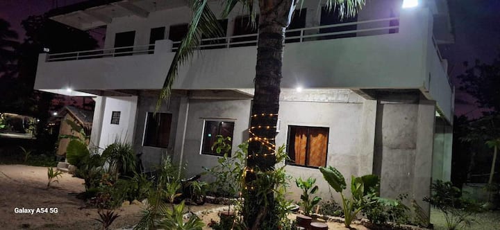 Room For Rent Fan Room/ Aircon Room - Buruanga