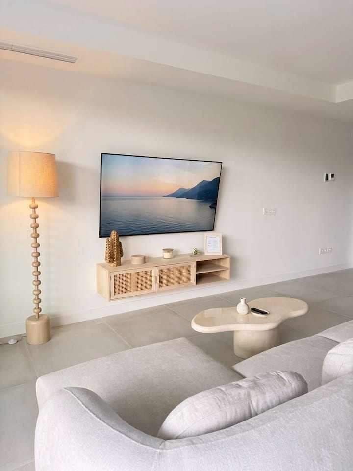 New Modern: Between Golf & Beach - La Cala de Mijas