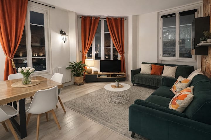 Les Suites Du Quai | 11 Pers | Face Gare Aulnay - Le Blanc-Mesnil