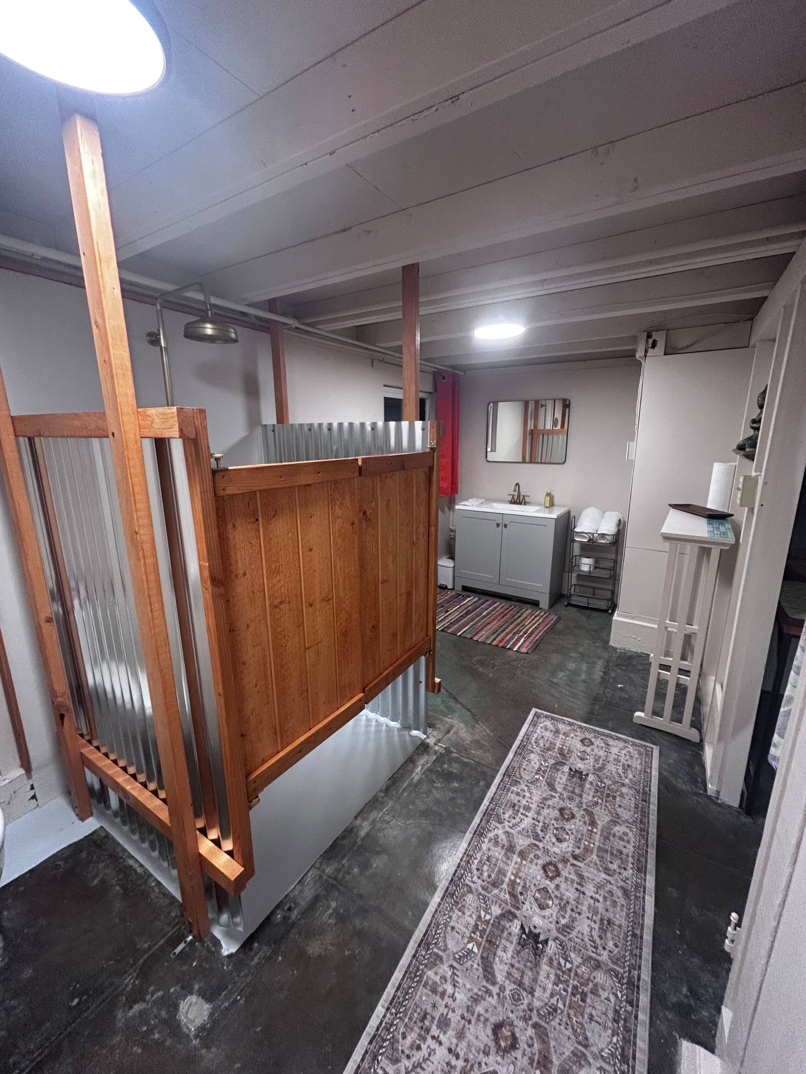 Home in Hilo · ★4.9 · 2 bedrooms · 3 beds · 1.5 private baths - Image 5