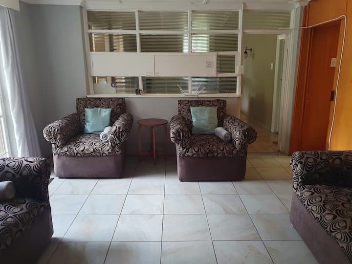 Spacious 5 Sleeper Unit. - Harrismith