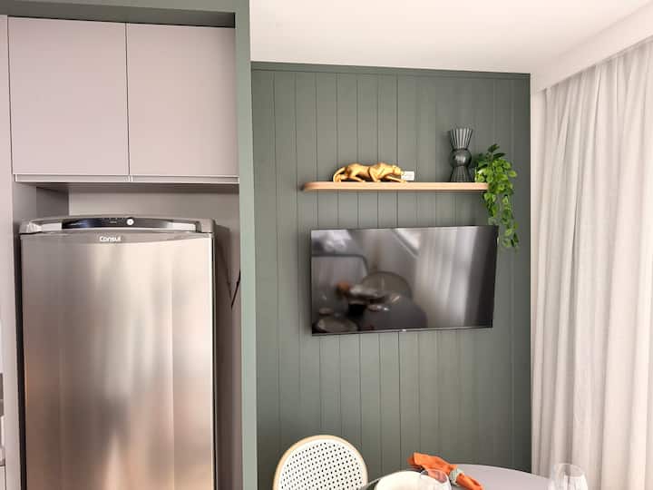 Loft On 706 | Queen + Garagem |200m Vila Germânica - Blumenau