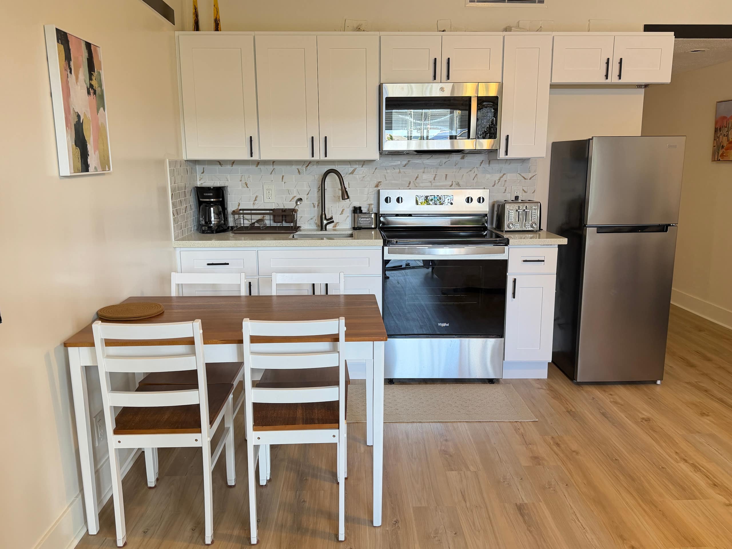 Cozy and convenient AC apartment located in Hilo - Image 6