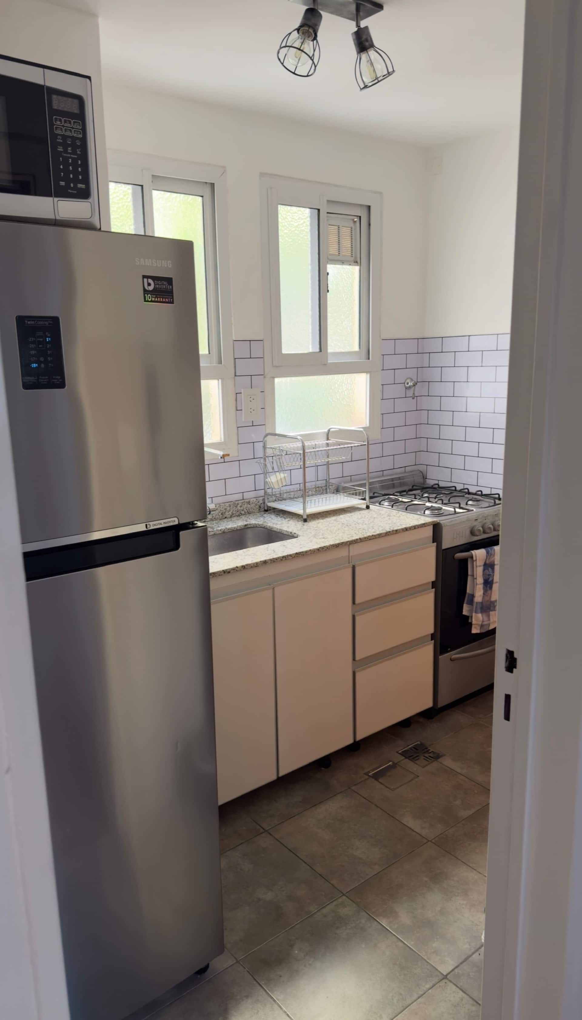 Departamento de 2 ambientes amoblado con terraza y parrilla en Caballito