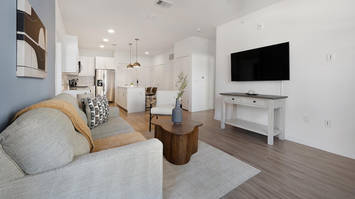 Landing | Stylish 2BD, Clubhouse, Gym