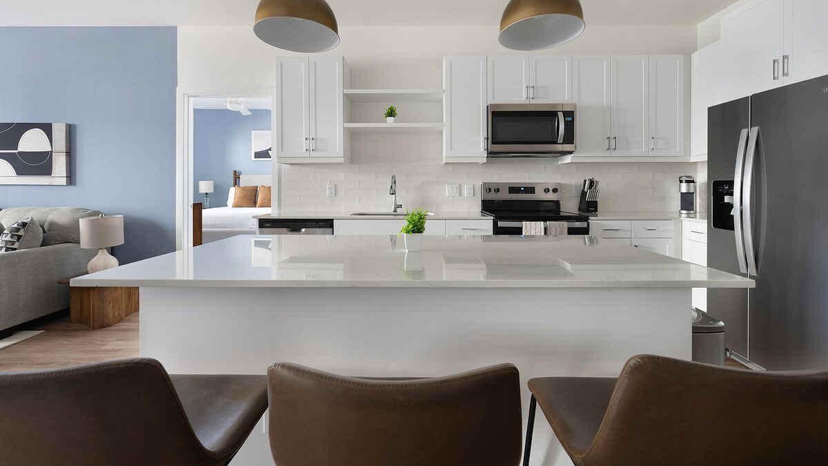 Landing | Stylish 2BD, Clubhouse, Gym