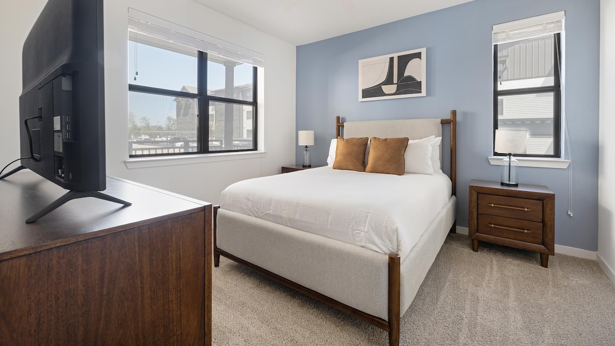 Landing | Stylish 2BD, Clubhouse, Gym
