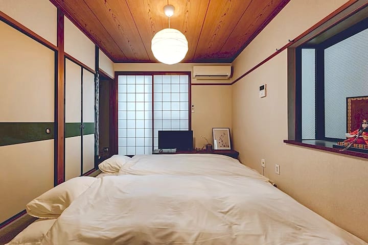 寝室4