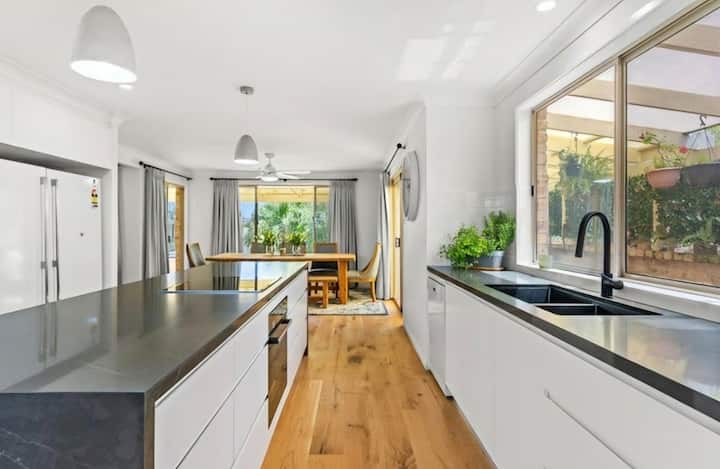 Eco-friendly Home On The Canal - Alstonville