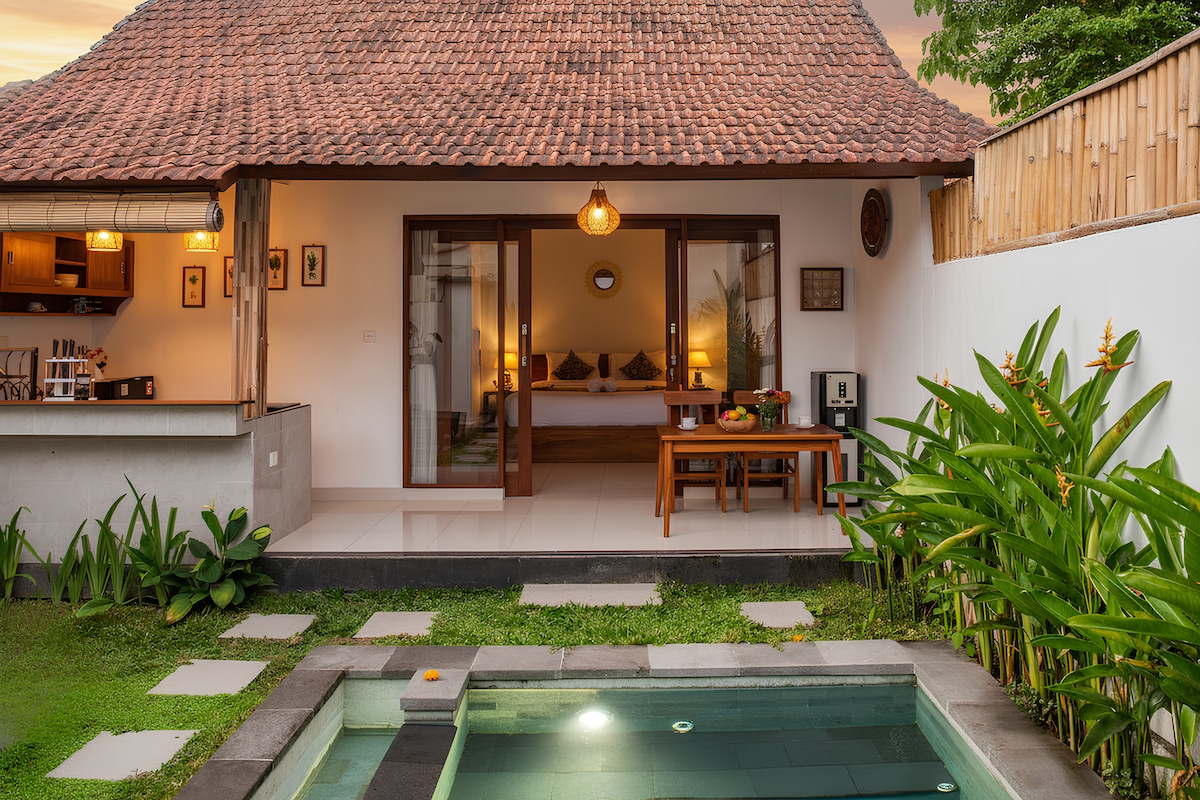 Villa in Ubud · ★4.83 · 1 bedroom · 1 bed · 1 private bath รายการ Airbnb เปรียบเทียบ