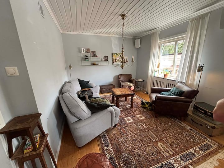 Tegelhuset Krusbäret På Väster - Örebro