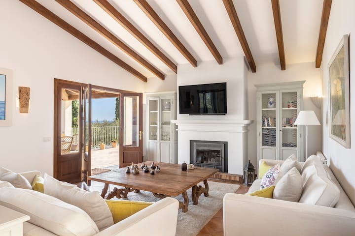 Spectacular Elevated Villa In Pollença, El Dora - Port de Pollença