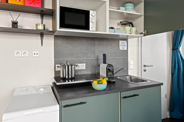 Studio With Kitchenette And King Size Bed - Kreuzberg