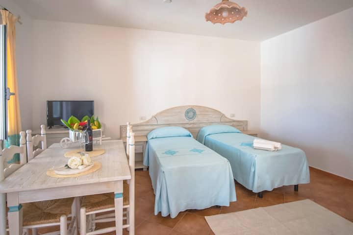 Residenze Leonardo Da Vinci, Trilo Primo Piano 303 - Orosei