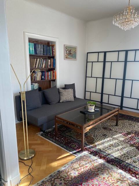 Successful Airbnb property: Bright ground floor apartment overlooking the garden in Schmargendorf
