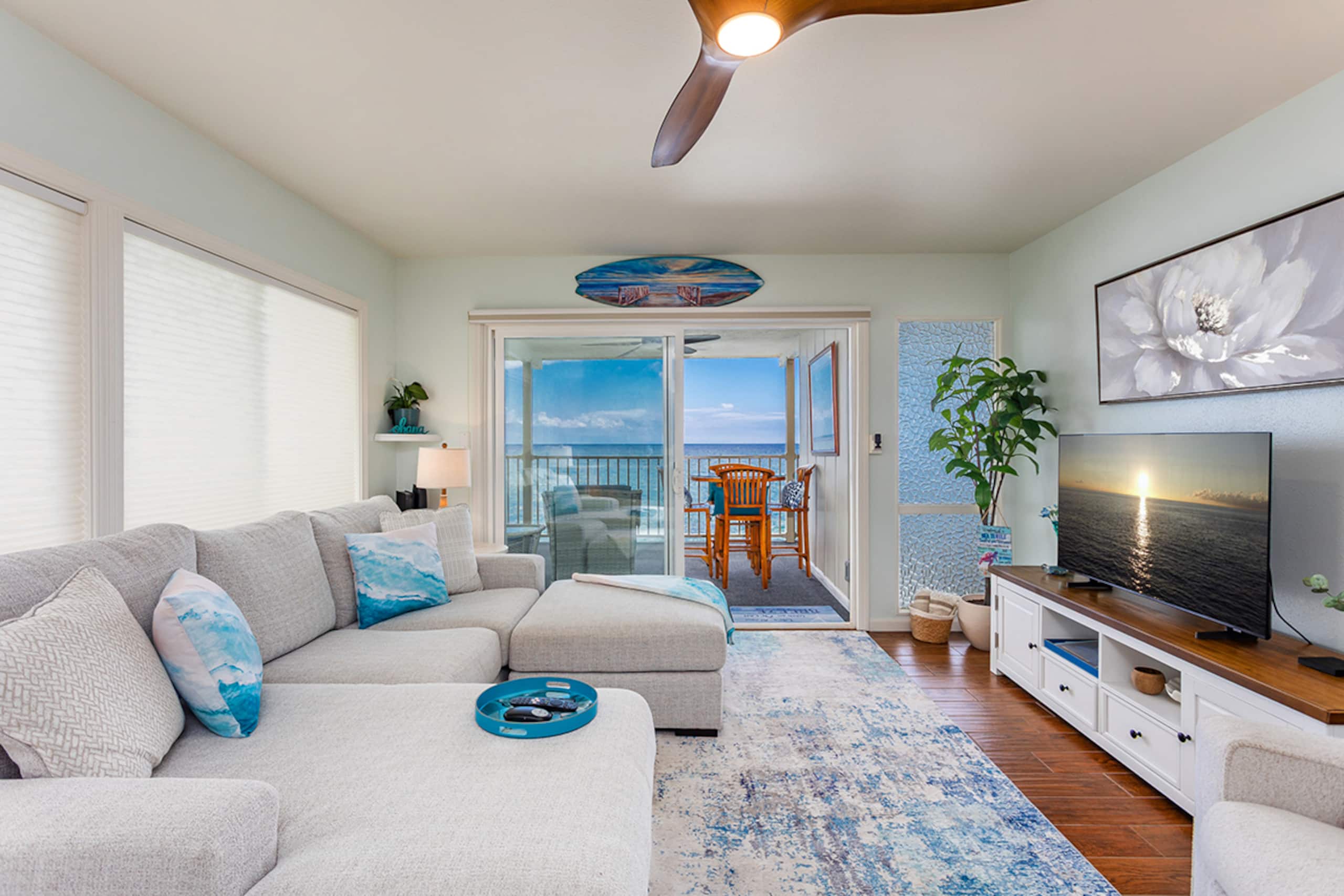 Oceanfront Kona Gem-Top Floor End Unit-New Updated - Image 7