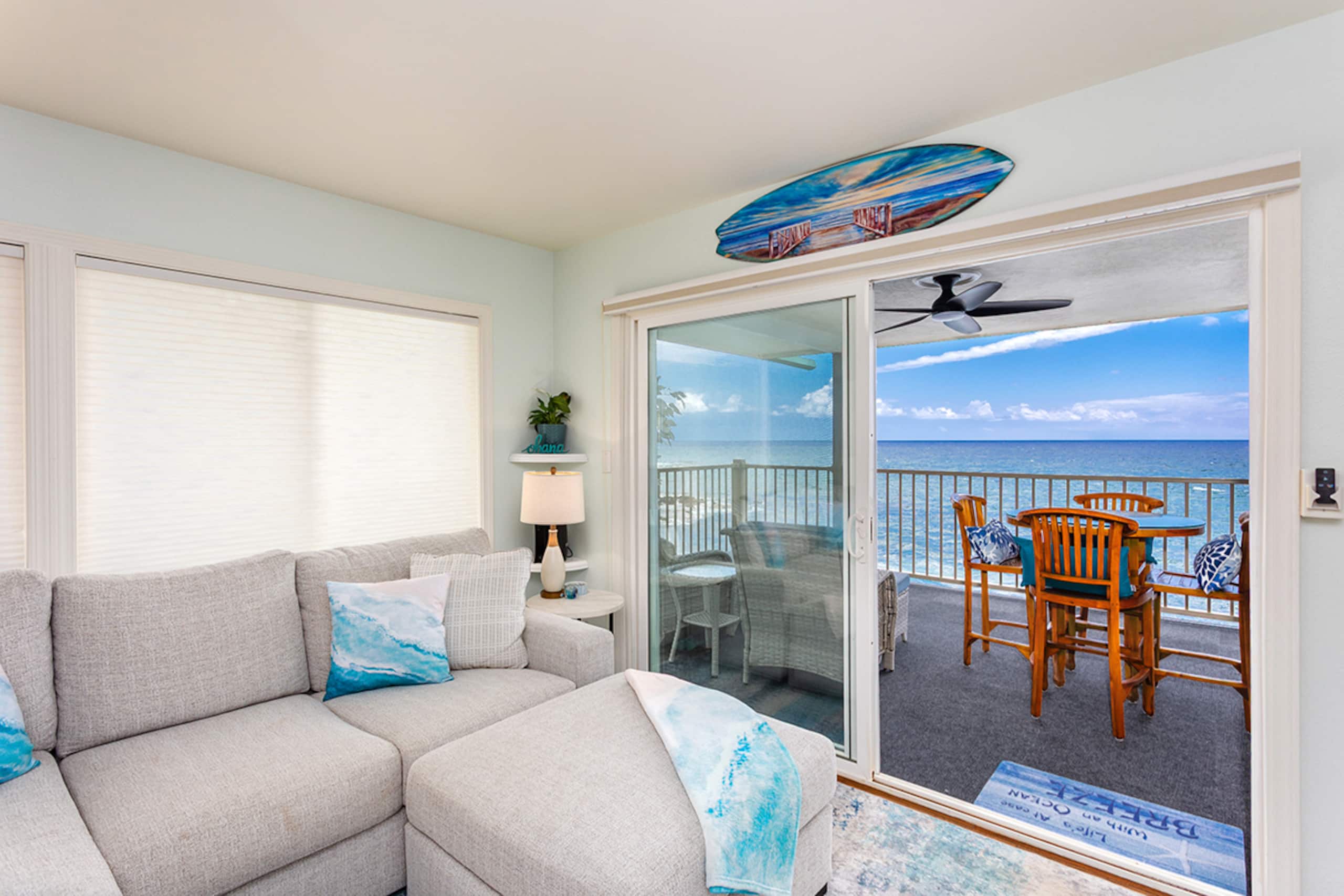 Oceanfront Kona Gem-Top Floor End Unit-New Updated - Image 9