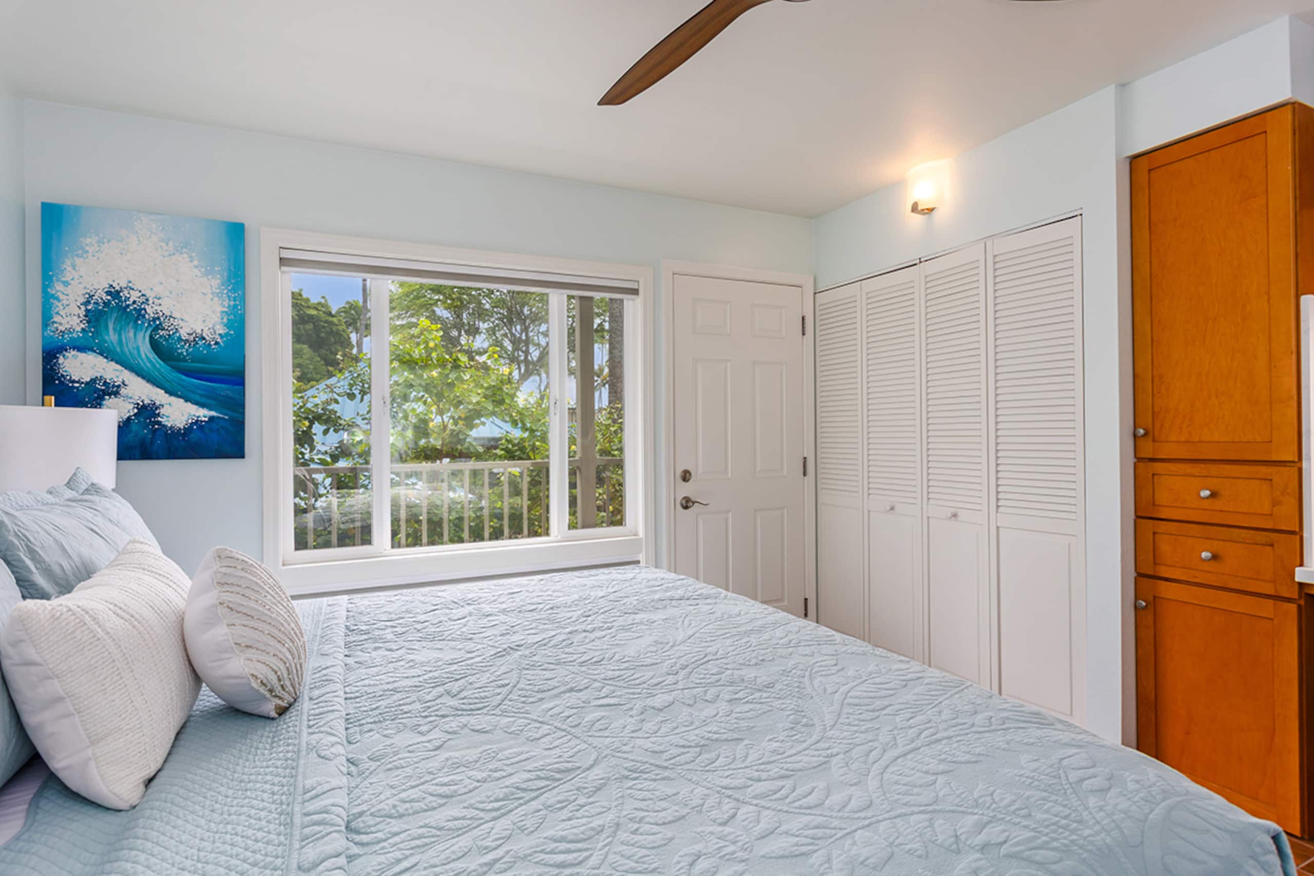 Oceanfront Kona Gem-Top Floor End Unit-New Updated - Image 25