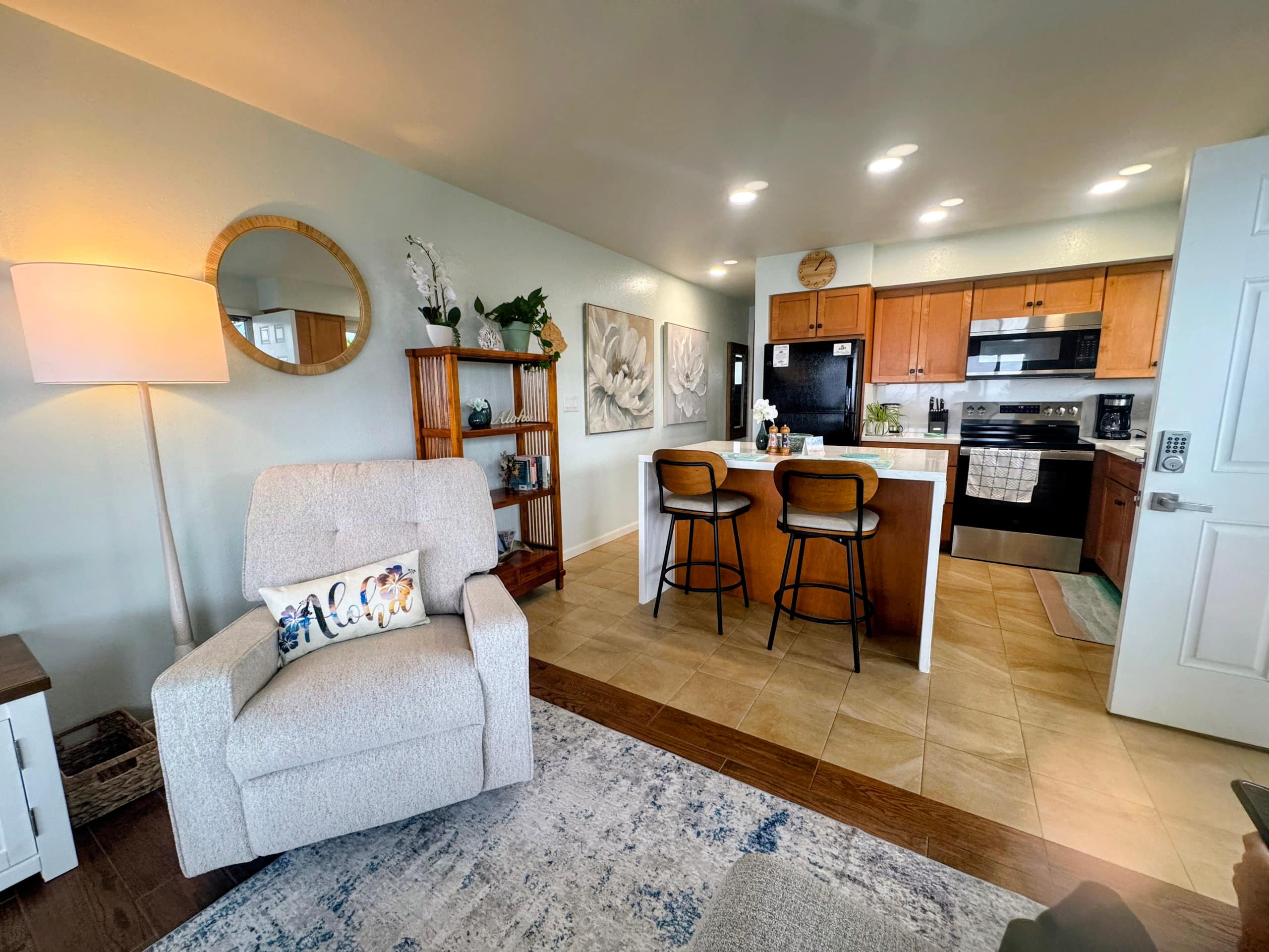 Oceanfront Kona Gem-Top Floor End Unit-New Updated - Image 20