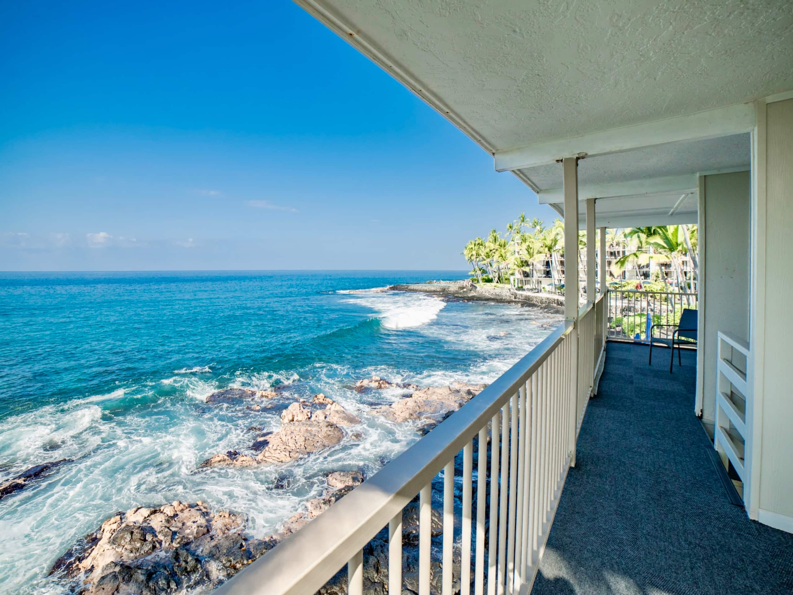 Oceanfront Kona Gem-Top Floor End Unit-New Updated - Image 32