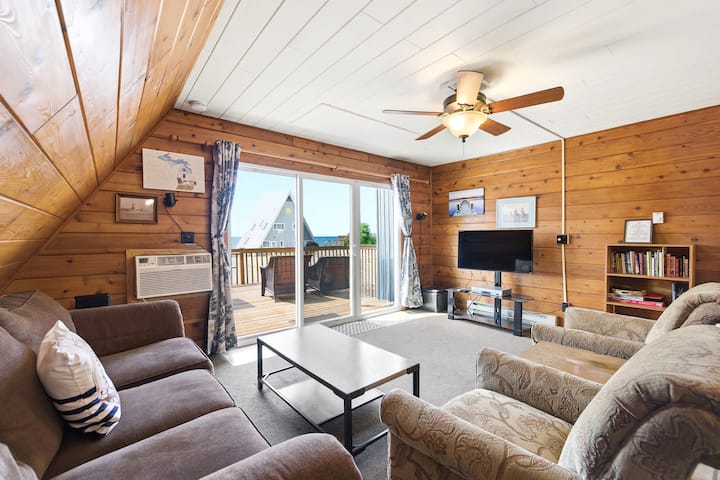 Chalet #25 Walk To Beach Chalet & Resort Amenities - Stevensville, MI