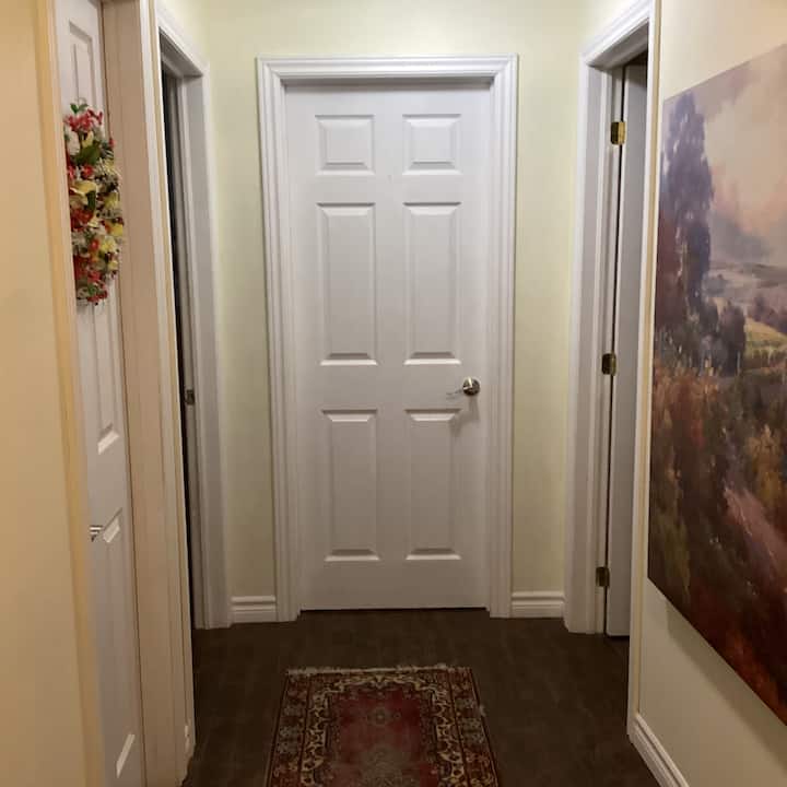 Charming Suite In A Quiet Private Home In Bathurst - Bathurst
