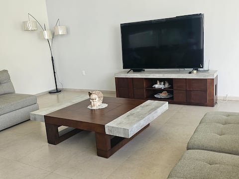 Successful Airbnb property: Tequisquapan Luxurious House with Pool in Ezequiel Montes