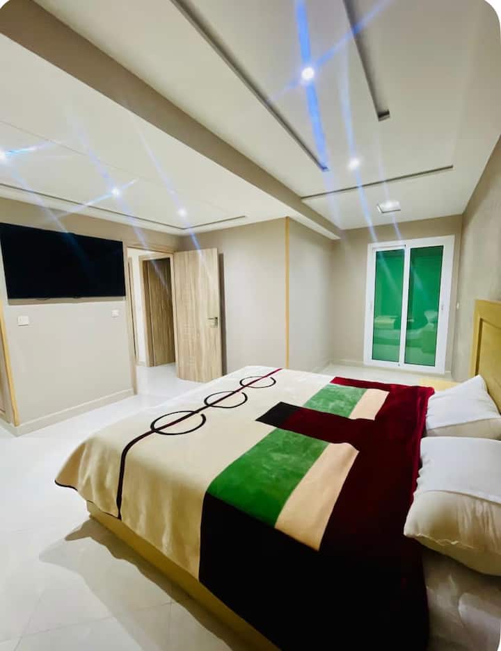 Bienvenue Dans Notre Charmant Appartement - Tánger