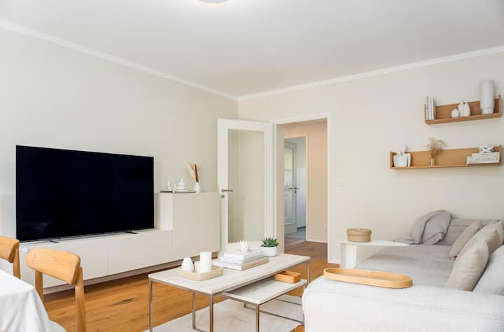 Elegant Urban Retreat | 3 Stops From Oktoberfest - Planegg