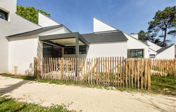 3 Bedroom Beautiful Home In Meschers-sur-gironde - Meschers-sur-Gironde