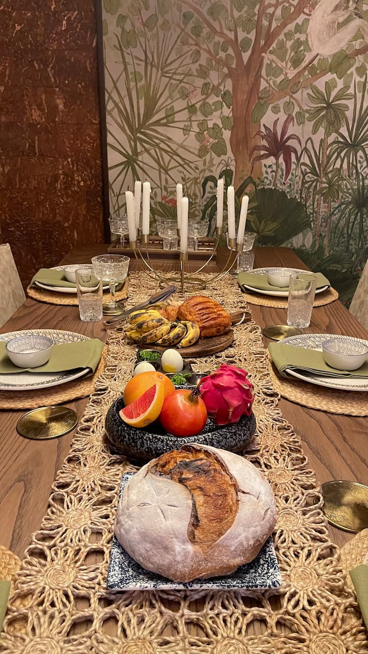 Dining area image 3