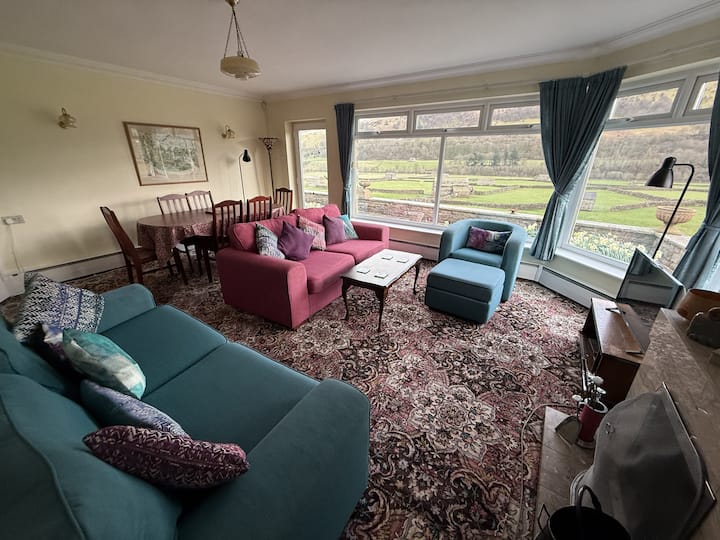 The Garth: A Swaledale Panorama - Yorkshire